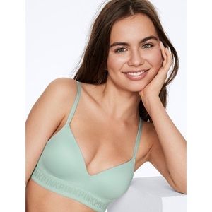 Wear Everywhere Wireless Lightly Lined Pink Bra